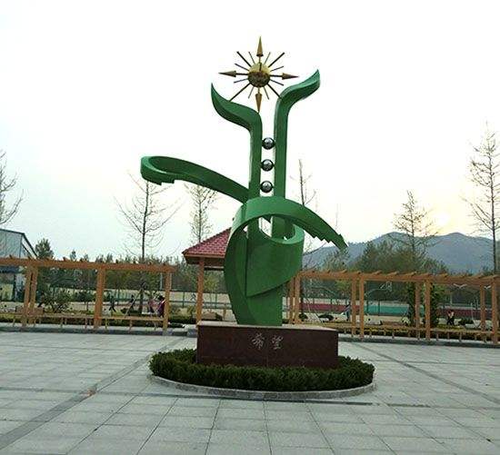 P䓵